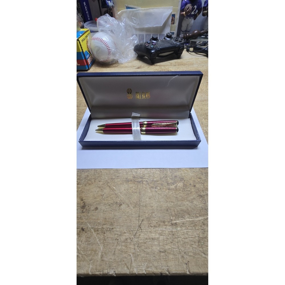 Bill Blass Manhattan Pen Set Burgundy Gold Ballpoint & Pencil Box